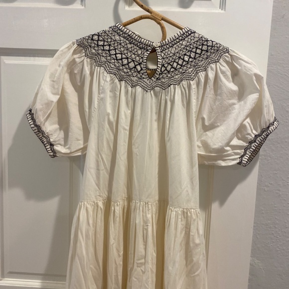 Doen Dress EUC - Like New. The ultimate in femininity. - Picture 2 of 4